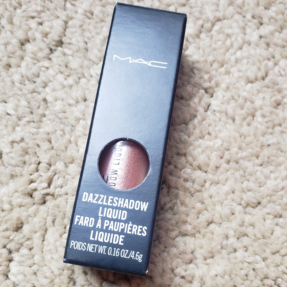 MAC dazzleshadow liquid glitter